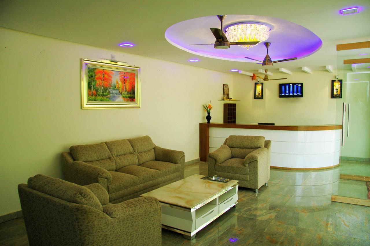Hotel Kateel International Karkal Экстерьер фото